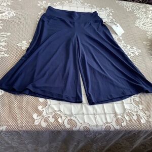 NWT Jockey Culottes Gaucho Pants fit Medium 28-30 waist